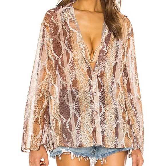 NWT House of Harlow 1960 Marley Shirt Striped Python Snake Print Blouse Small - Picture 1 of 16